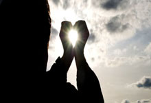 3377体育：深入场馆“CPU”揭秘哈尔滨冰球馆的前沿科技！央视新闻客户端.